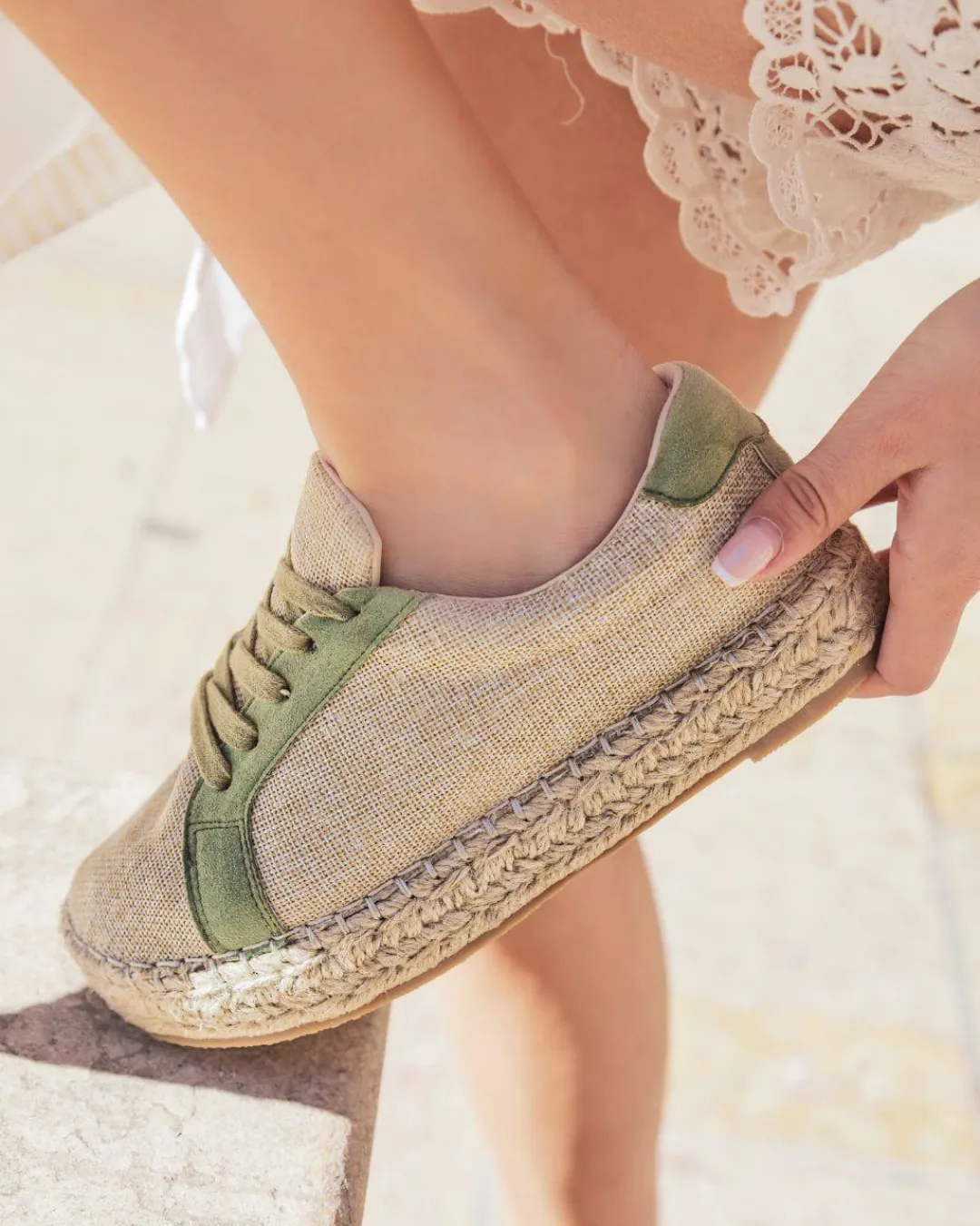 Outlet Casual Mode Basket espadrille femme beige et à lacets - Jennifer Kaki