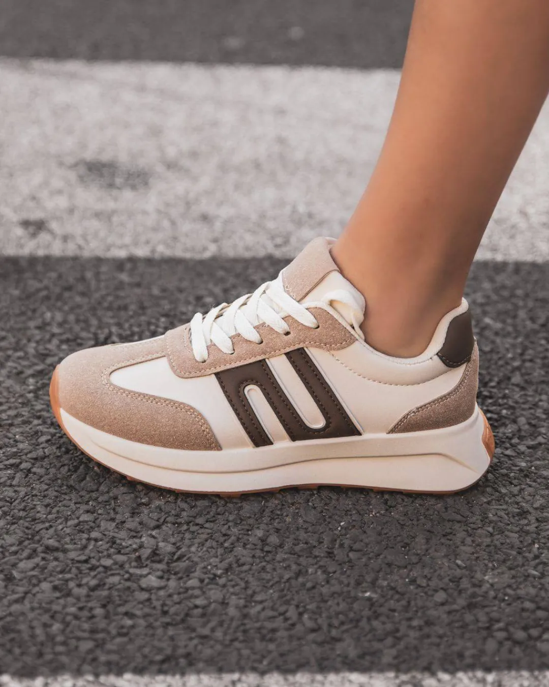 Sale Casual Mode Basket femme blanche et à lacets - Aurélie Beige