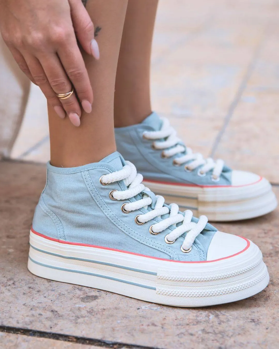 Online Casual Mode Basket femme e jeans montante en toile - Maeve Bleu