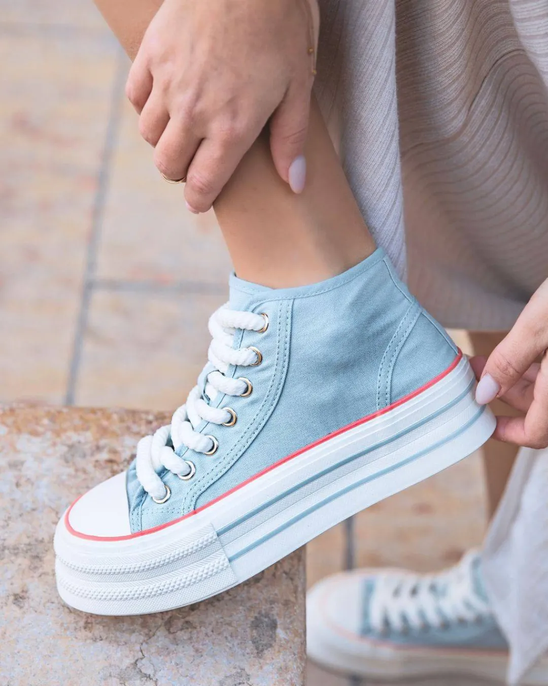 Online Casual Mode Basket femme e jeans montante en toile - Maeve Bleu