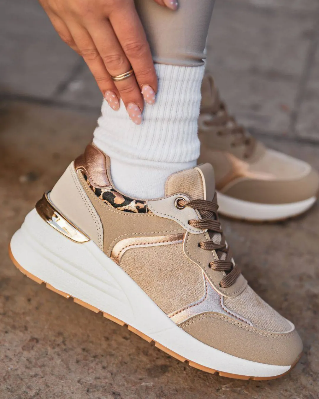 Sale Casual Mode Basket femme à lacets léopard - Emery Camel