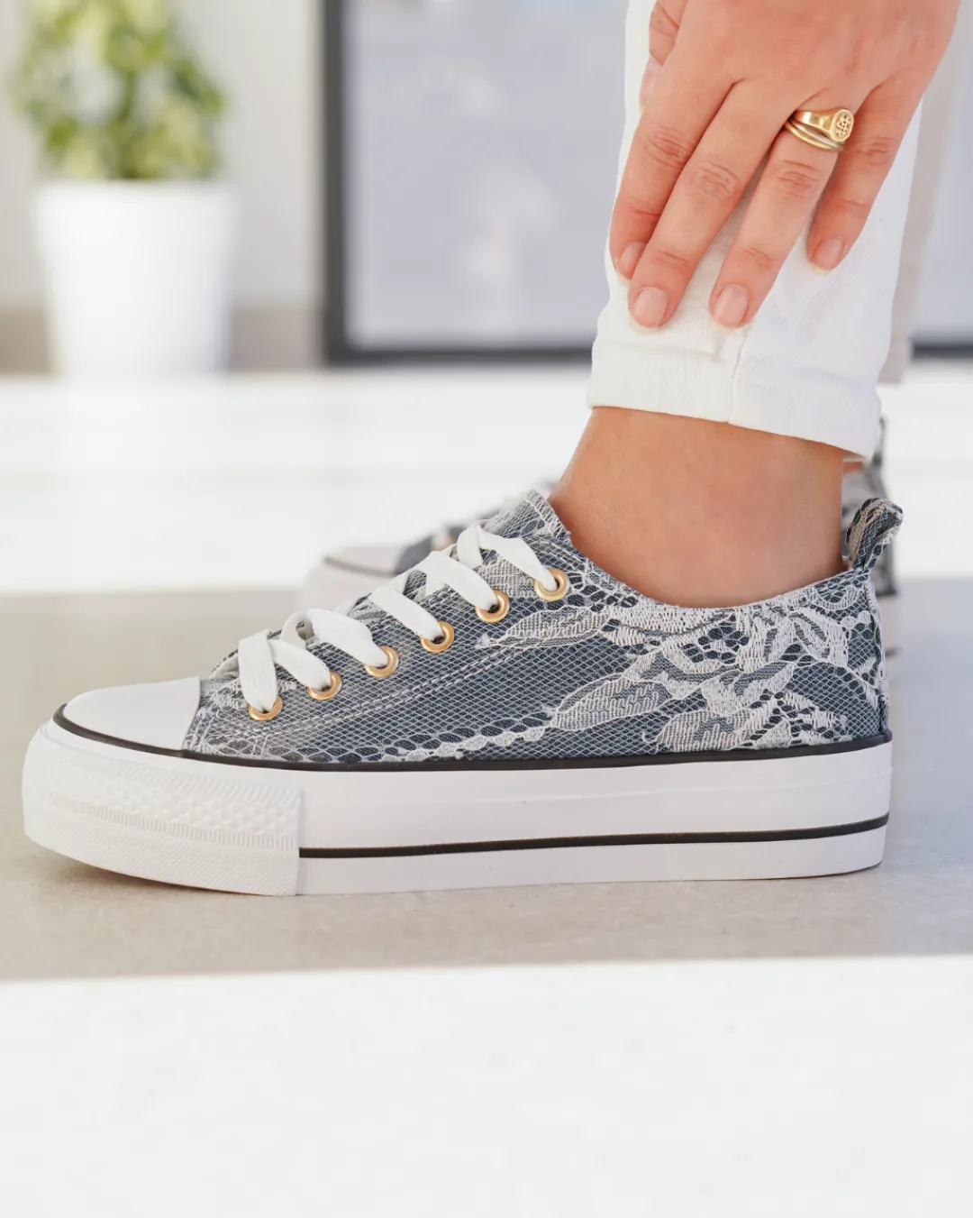Best Casual Mode Basket femme compensée e à lacets - Nolwen Gris