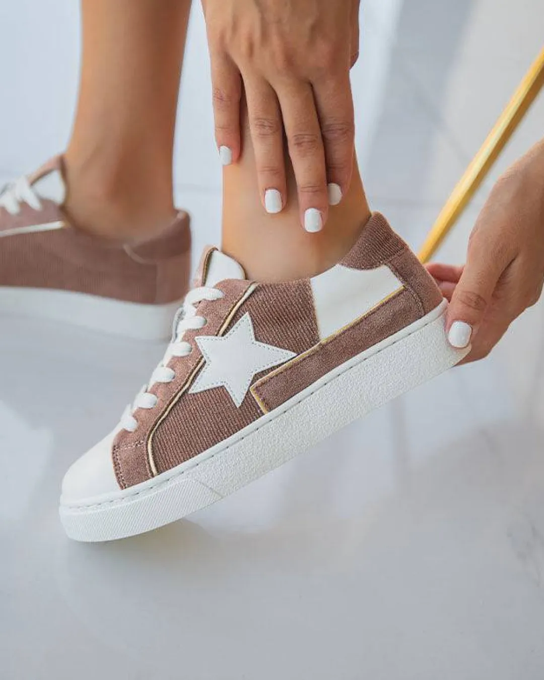 Outlet Casual Mode Basket femme étoile rose à lacets - Sarah Nude