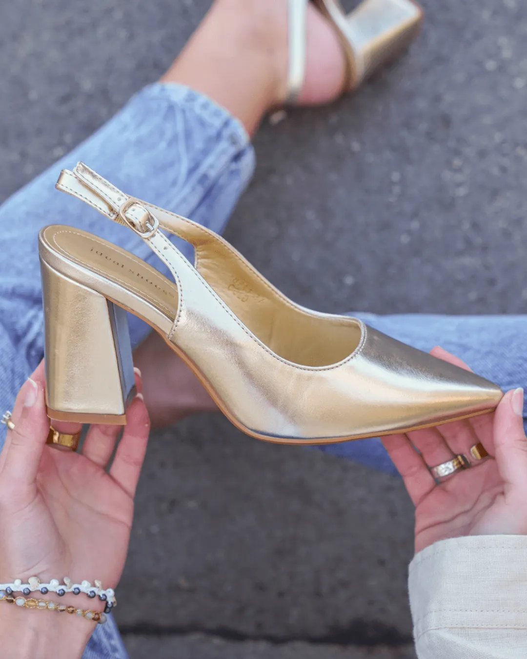 Sale Casual Mode Escarpins femme dés à talon carré - Giulia Or