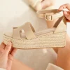Outlet Casual Mode Sandale femme compensée - Roxana Beige