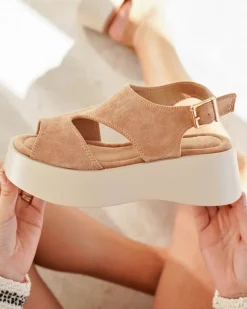 Hot Casual Mode Sandale femme compensée - Cassia Camel