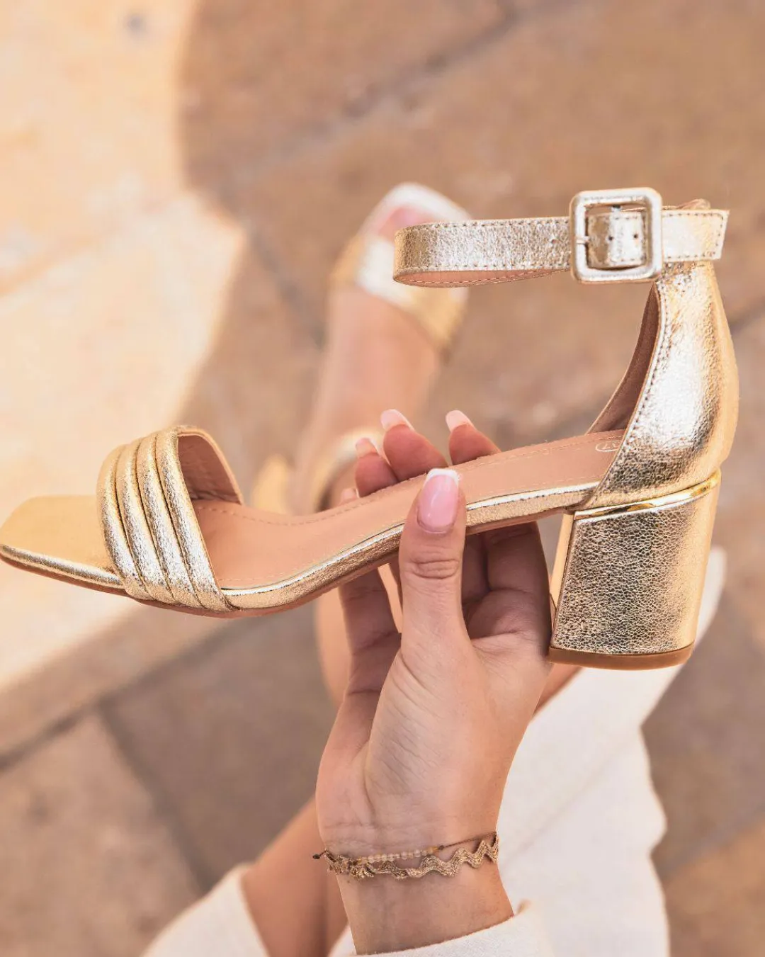 Fashion Casual Mode Sandale femme talon carré dé - iane Or